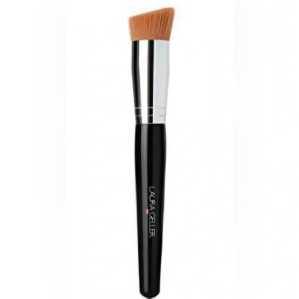 Laura Geller angled liquid foundation brush, New/No Box